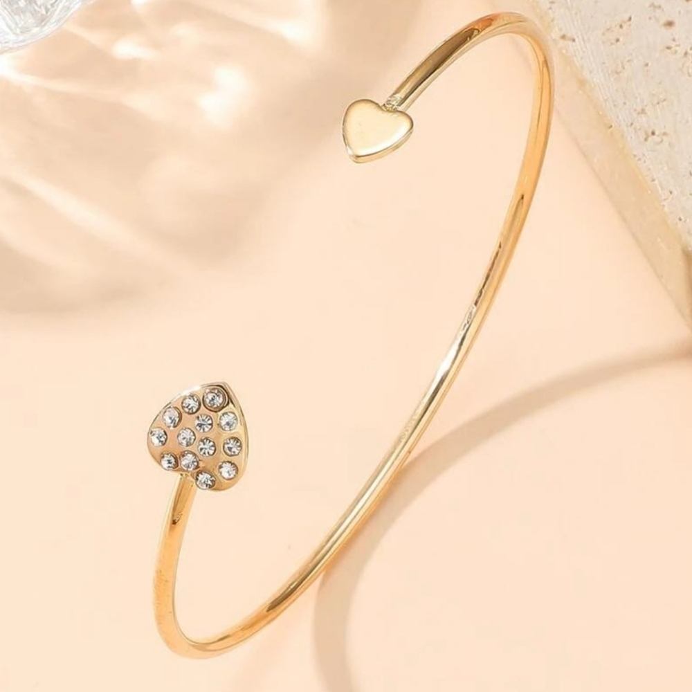 NEW Rhinestone Heart Cuff Bangle Bracelet - Picture 6 of 7